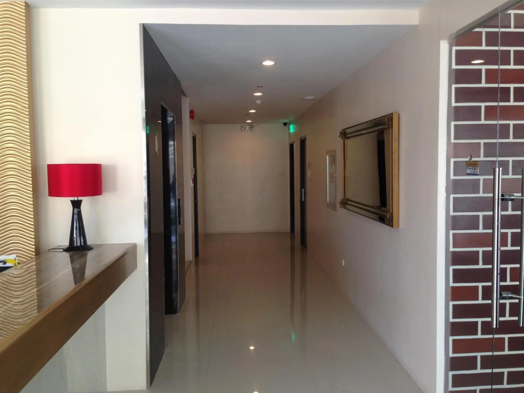 Apollonia Royale Hotel