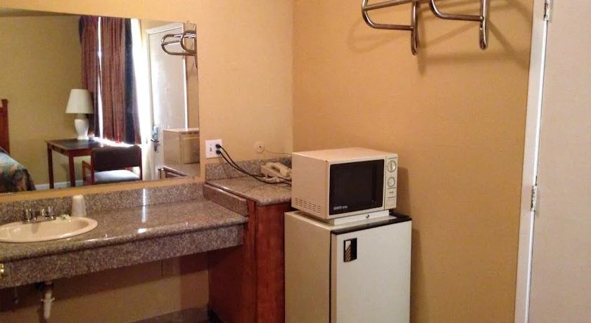 Portland Value Inn
