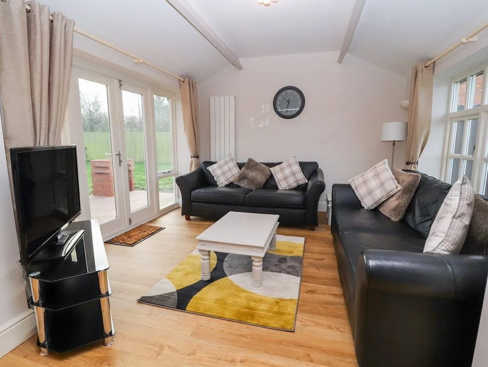 Commonwood Cottage