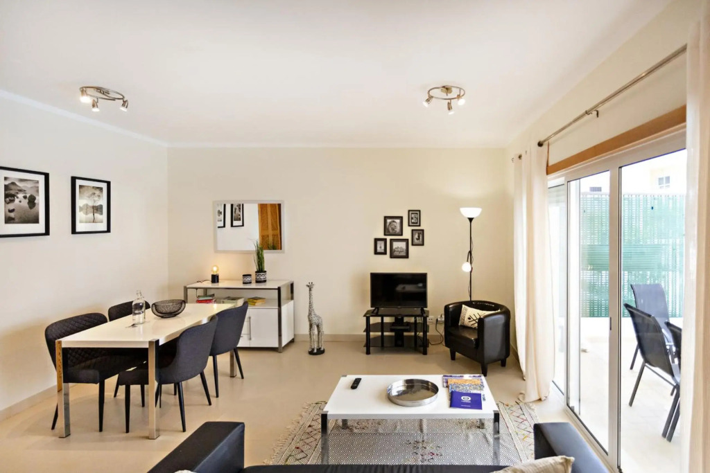 Miranda Apartment