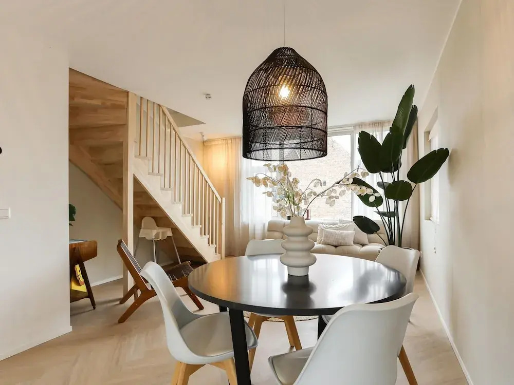 Suite in Vrouwenpolder Near North Sea Beach