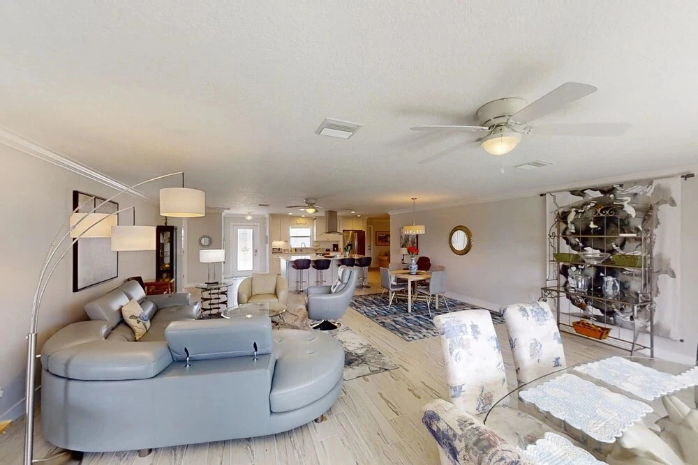 116 La Riviere Rd