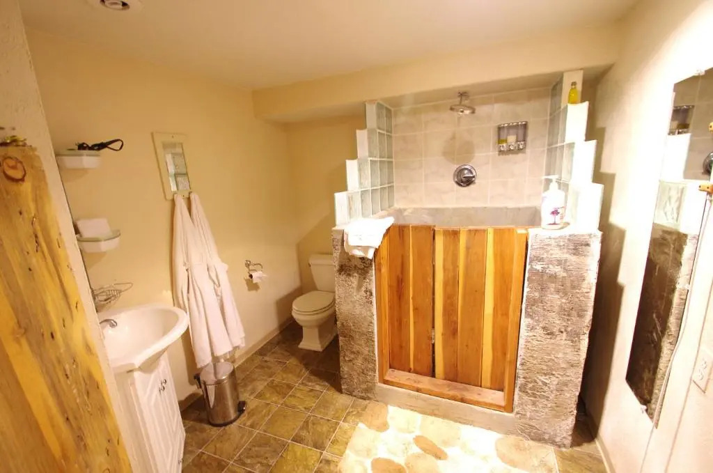 Whitebird Summit BNB