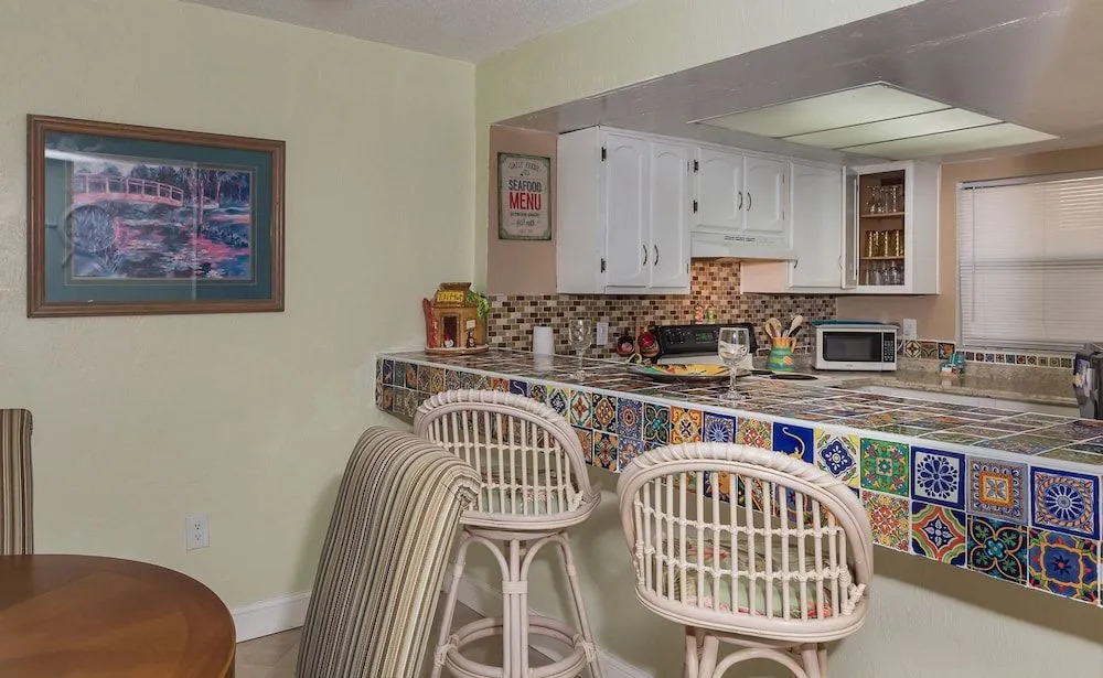 Cr109 Castle Reef 1 Bedroom 1 Bathroom Condo
