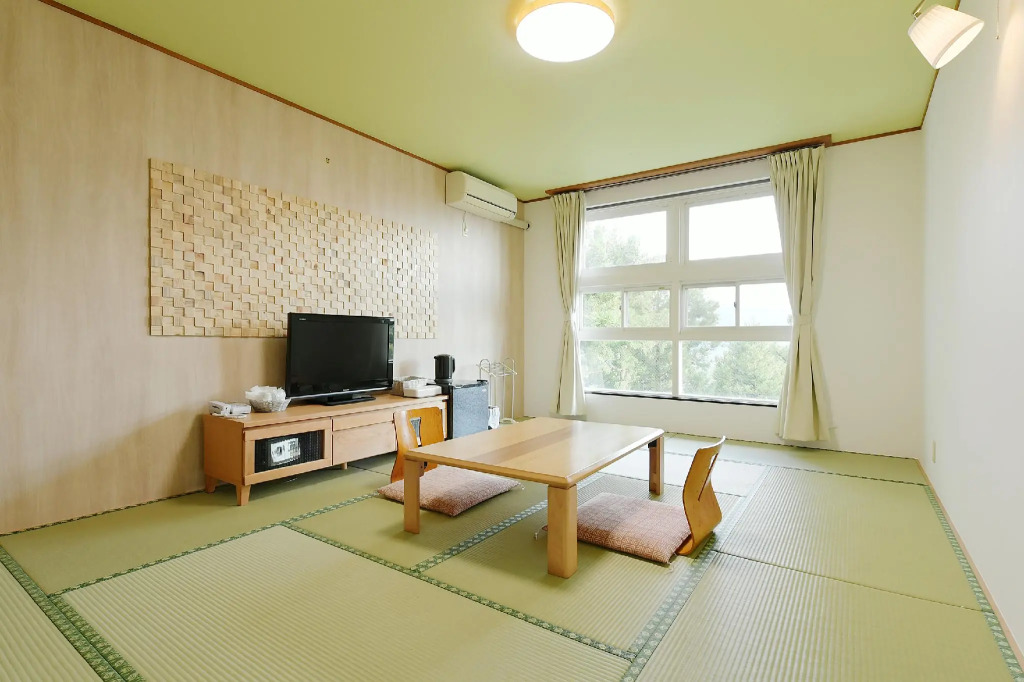 箱根芦ノ湖 HOTEL RaKuun