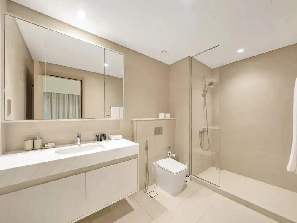ABI Holidays Burj Royale Fountain Views