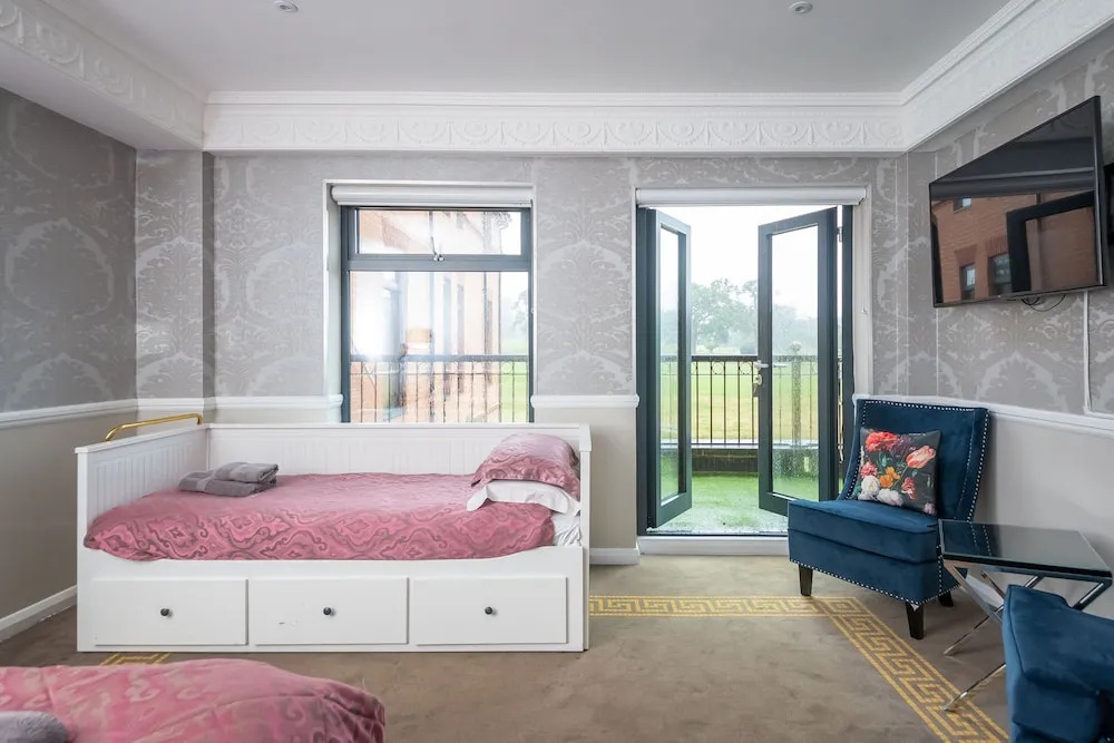Guildford Manor Hotel & Spa