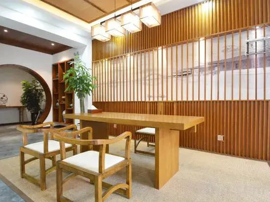 Moyuan Boutique Hotel