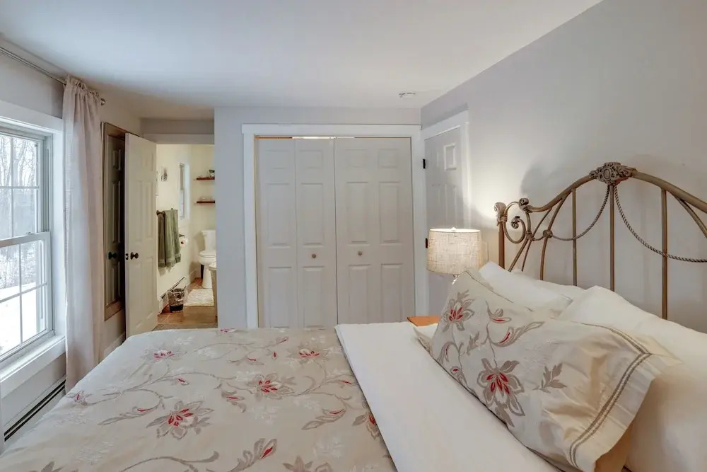 5 Mi to Mt Snow: Secluded Family Home w/ Game Area
