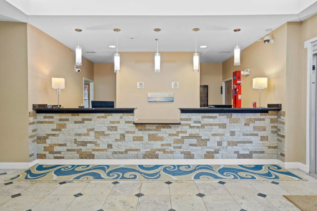 Blue Water Inn & Suites BW Signature Collection