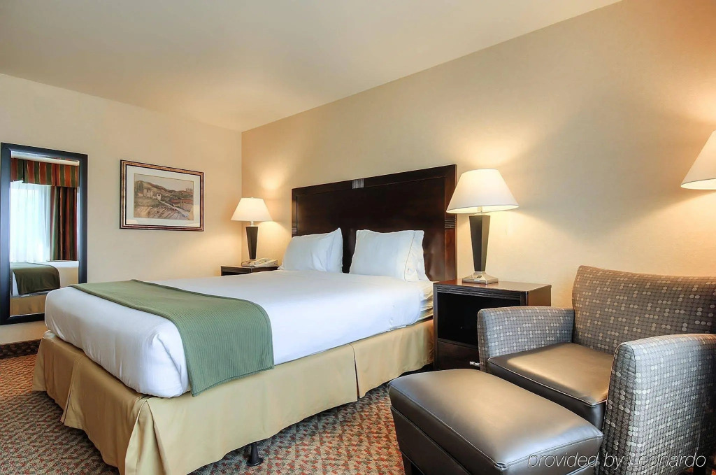 Holiday Inn Express Temecula by IHG