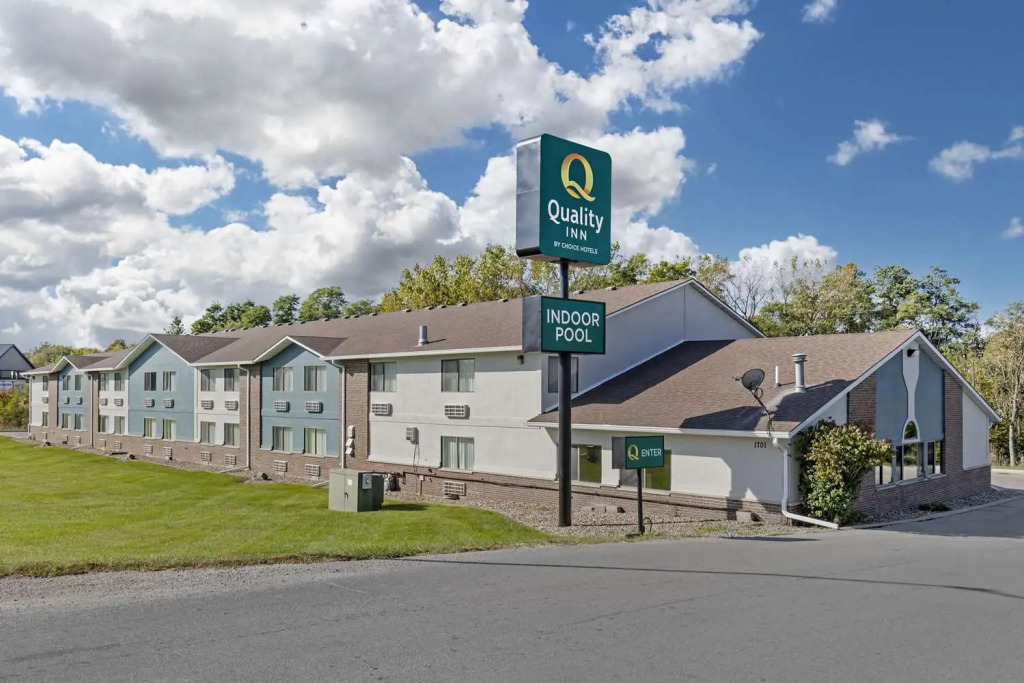 Super 8 Motel - Indianola/Des Moines Area