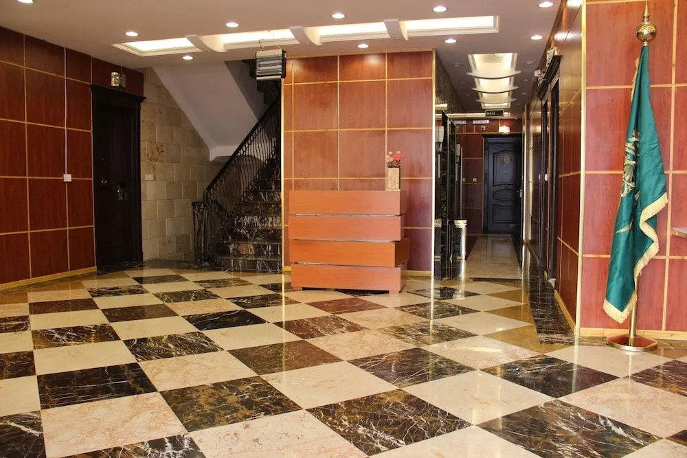 Acacia Hotel