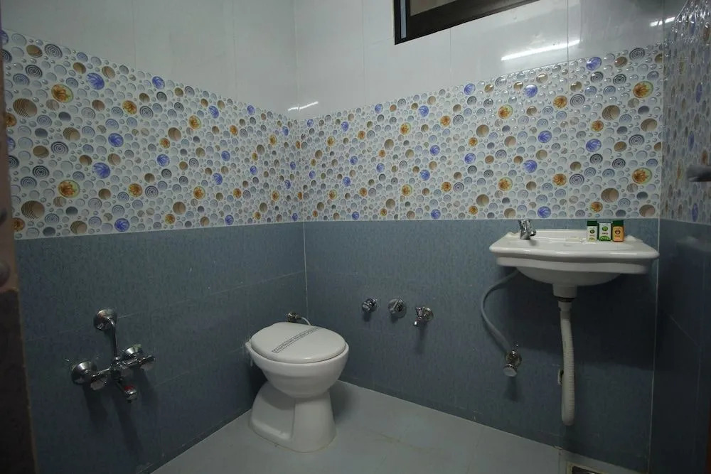 FabHotel Siddharth Inn - Nr Siddharth Bunglows