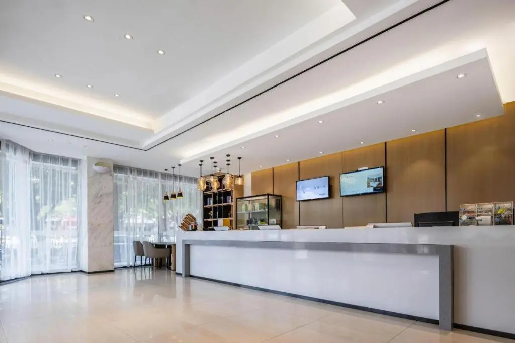 City Comfort Inn Maoming High Speed Railway Station Wenming Road