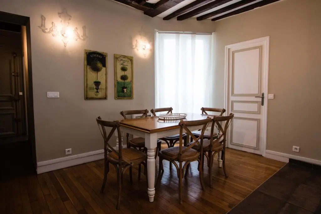 Montorgueil Apartment