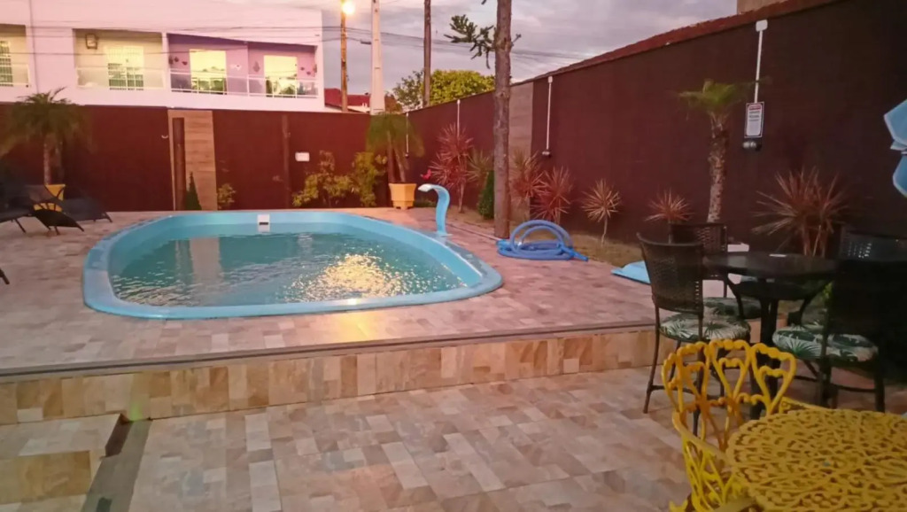 Refúgio Família Rossett em Itapoá - Casa fantástica c piscina p 18 pessoas