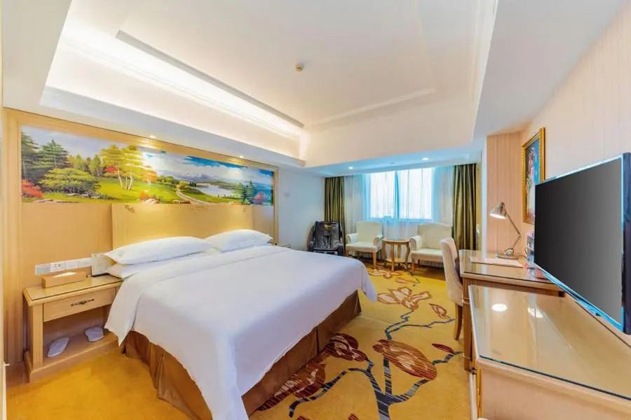 Vienna Hotel Huizhou Dahuxi