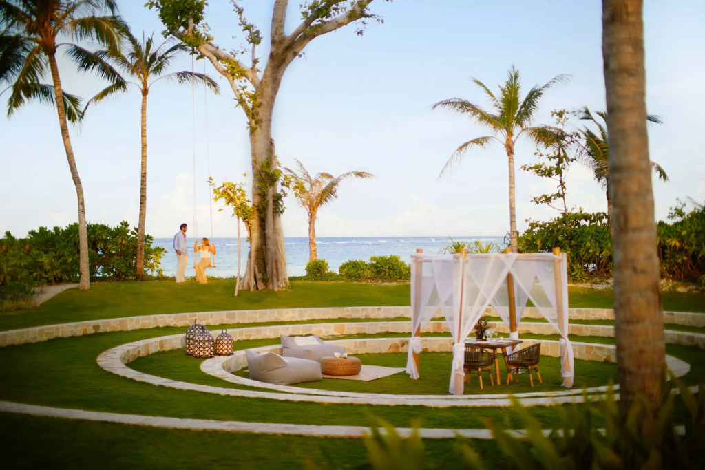 The Ritz-Carlton Maldives, Fari Islands