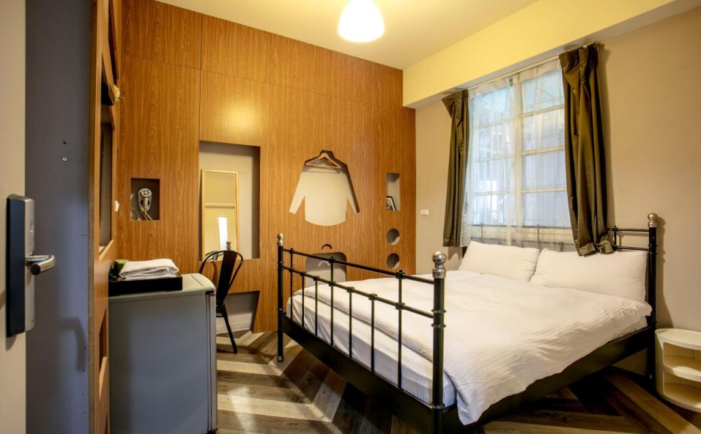 Tomer Hostel