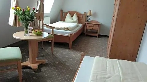 Lindenhof, Gästehaus an der Teufelsmauer