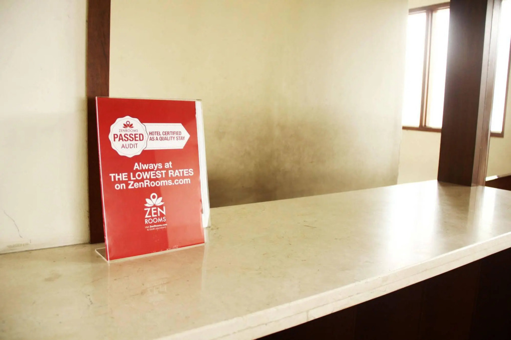 ZEN Rooms Cipaganti