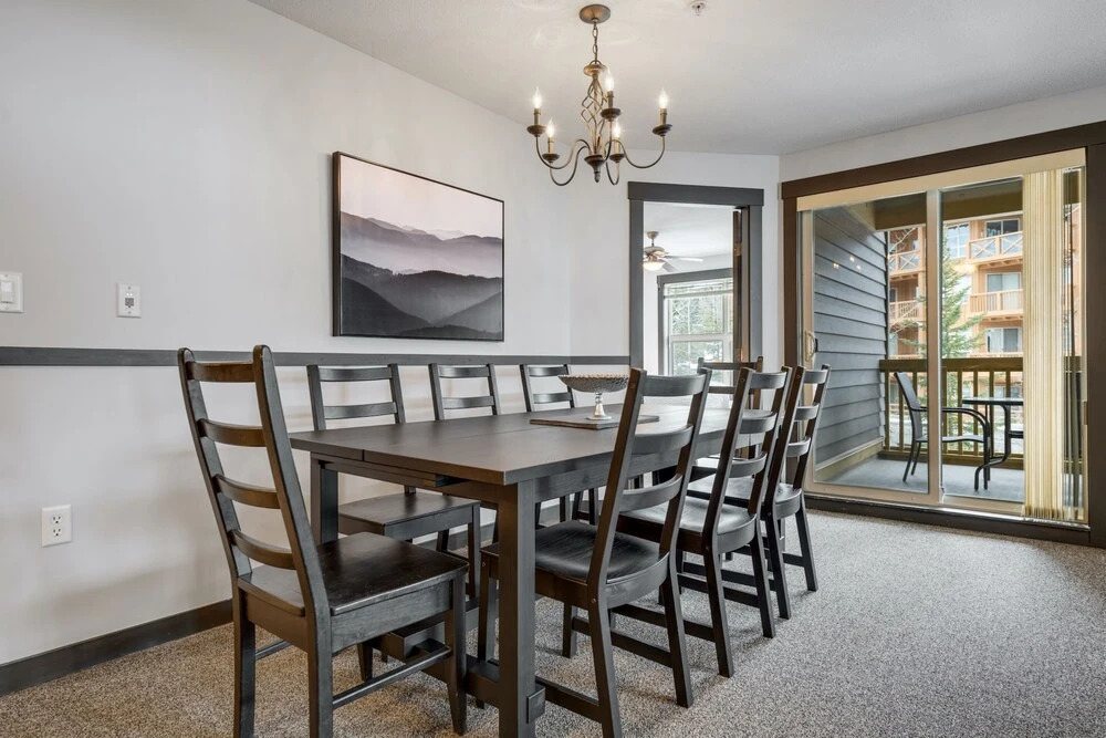 SPACIOUS Studio | Ski In/Out | Pool & Hot Tubs | in the Heart of PANORAMA RESORT
