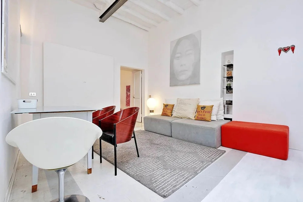 Monti Bright Apartment