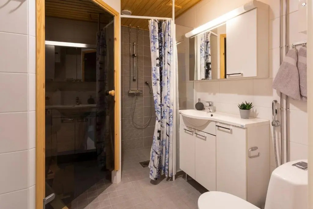 Tuomas´ luxurious suites, Kaakkuri