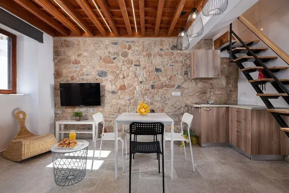 Lindos Citrin Studios