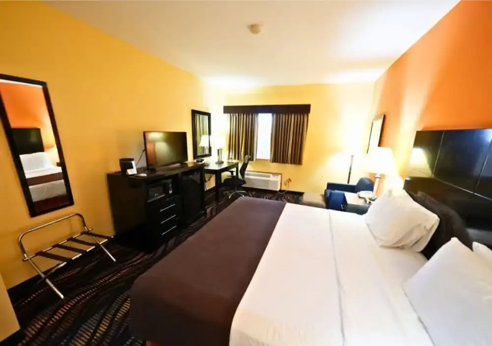 Rock Island Inn & Suites Streator , IL