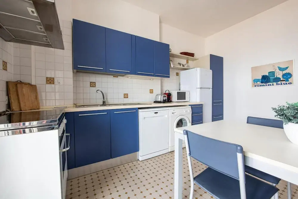Liza 6 in Rimini With 2 Bedrooms and 1 Bathrooms