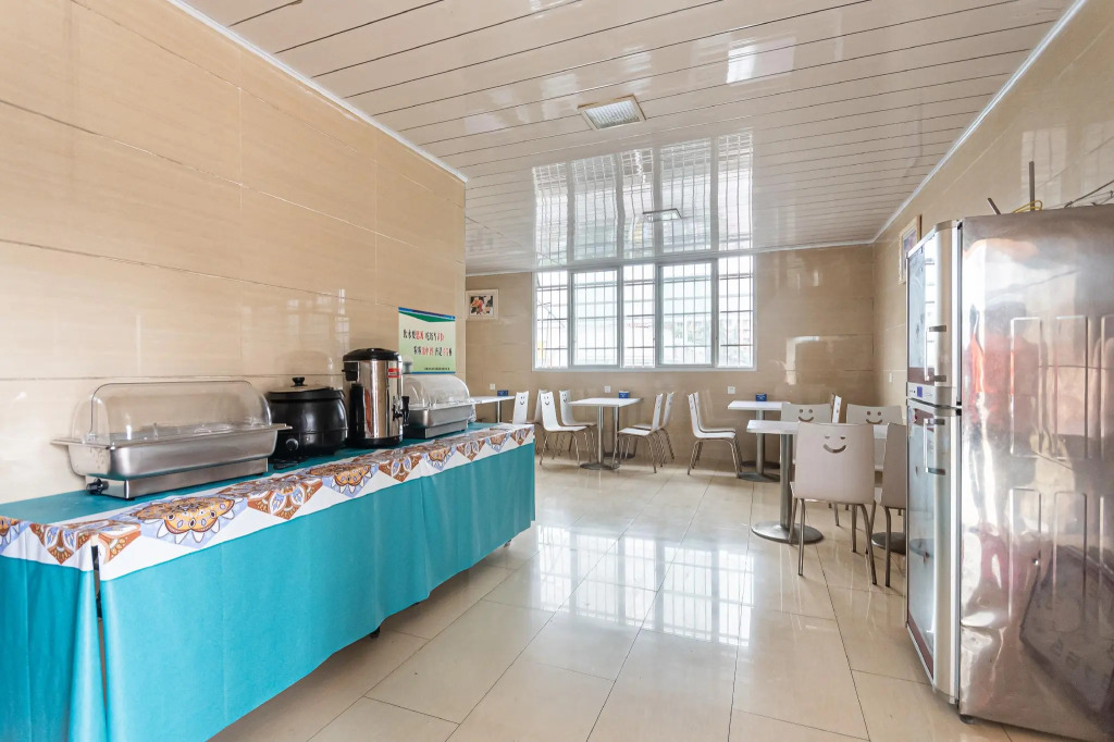 Elan Inn Zigong Wanda Plaza
