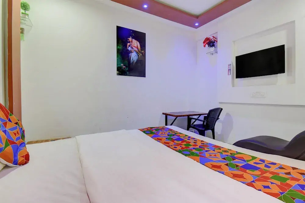 Via Anandi Inn