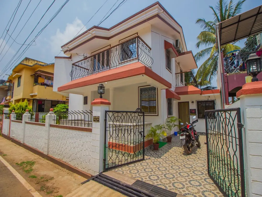 OYO 12866 Home Luxurious 4BHK Dabolim