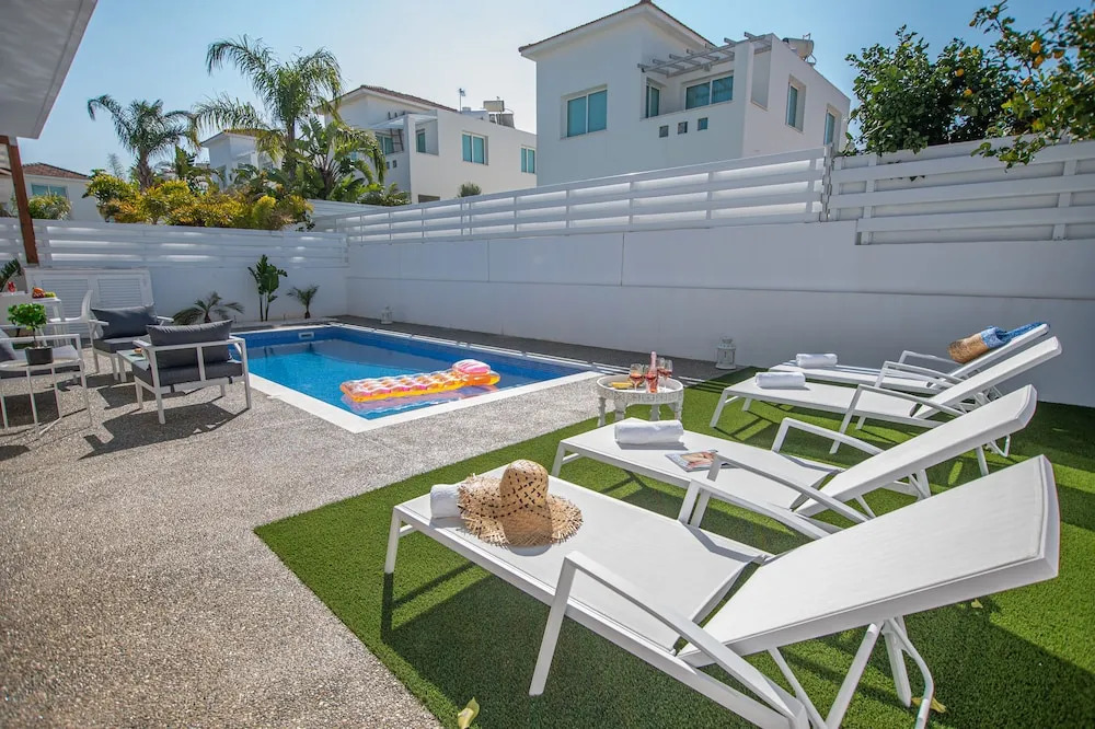 Protaras Vanilla No 5 Luxury Villa