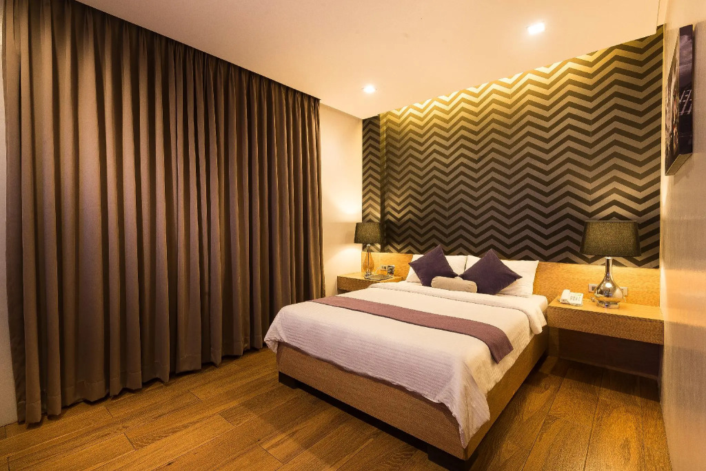 Lenox Hotel