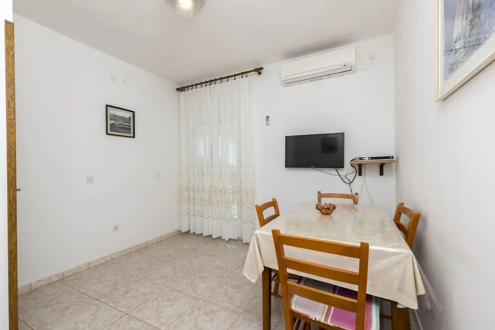 Apartments Neda