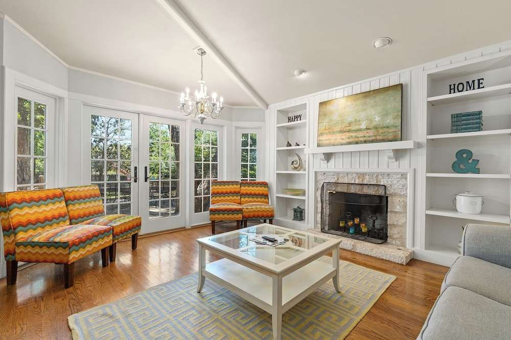 The Painted Lady Estate
