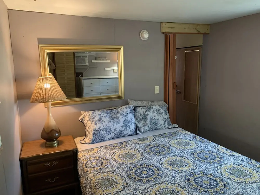 Nature Coast Inn & Cottages