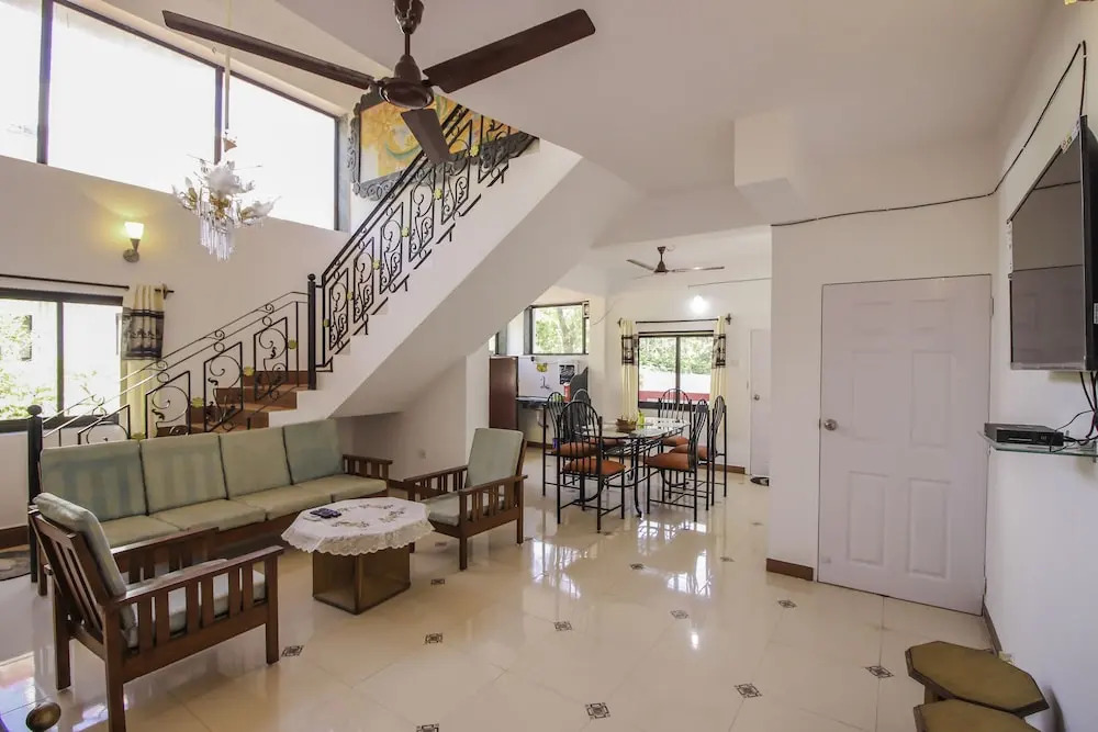OYO 10401 Home 4BHK Villa Assagaon
