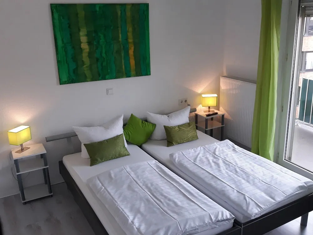 Ricks City Hotel