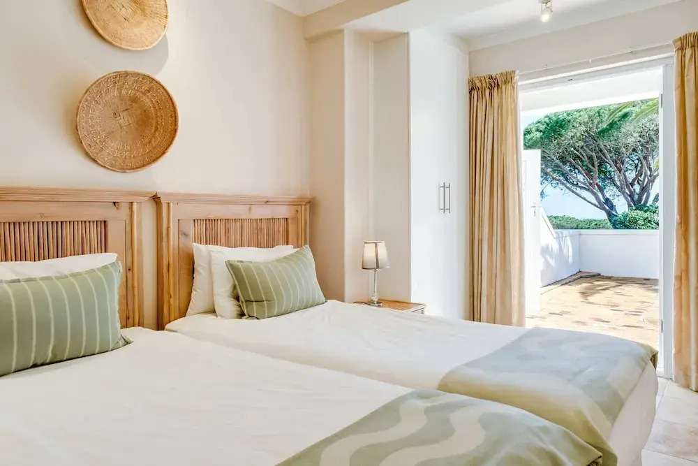 2-br Camps Bay Apartment With Pool Atlantic Tide