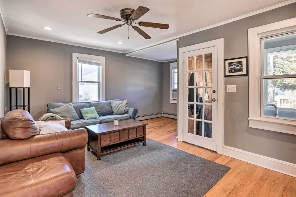 Pet-friendly Belmar Cottage < 1 Mi to Beach!