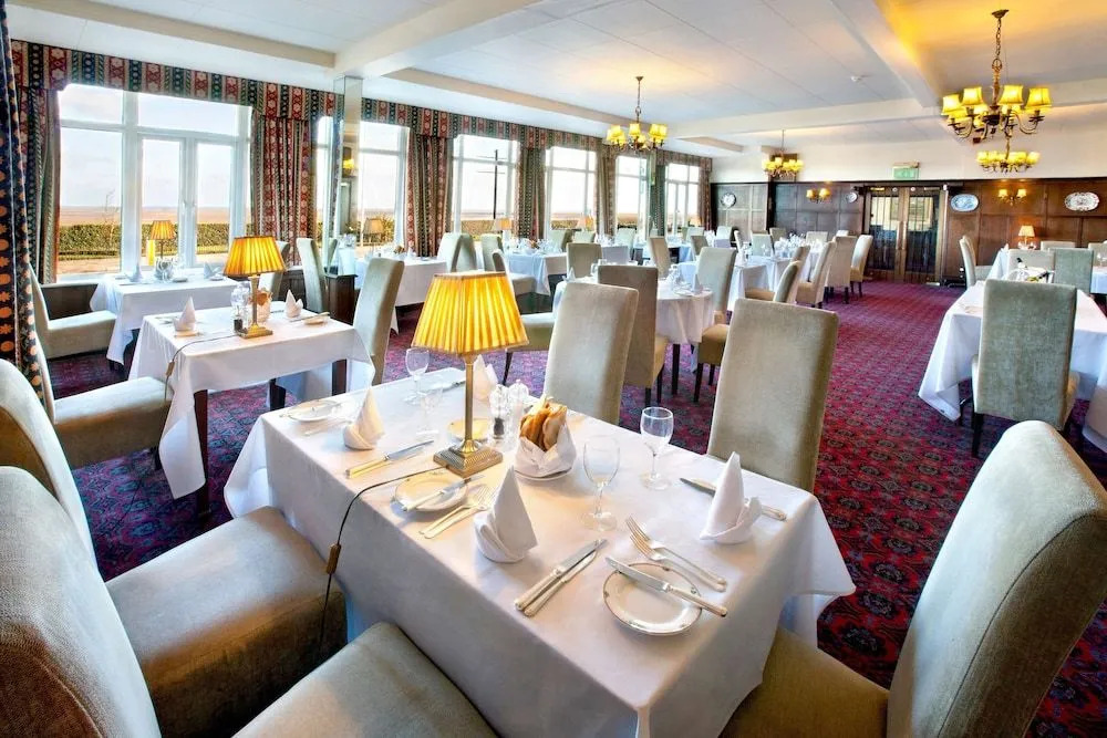 Kingsway Hotel