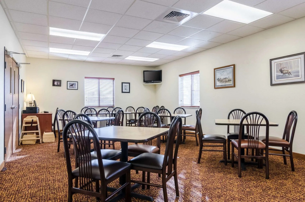 Rodeway Inn & Suites Hoisington