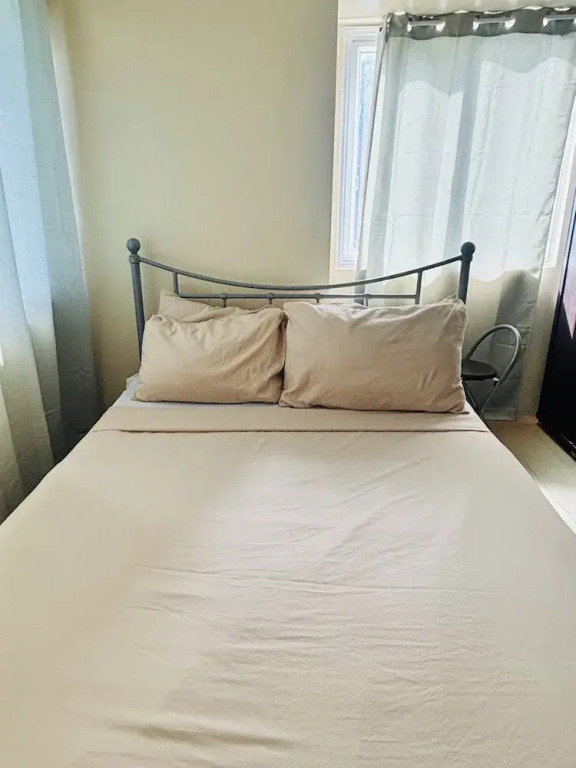 Charming Iloilo City Condo for Rent - Entire House