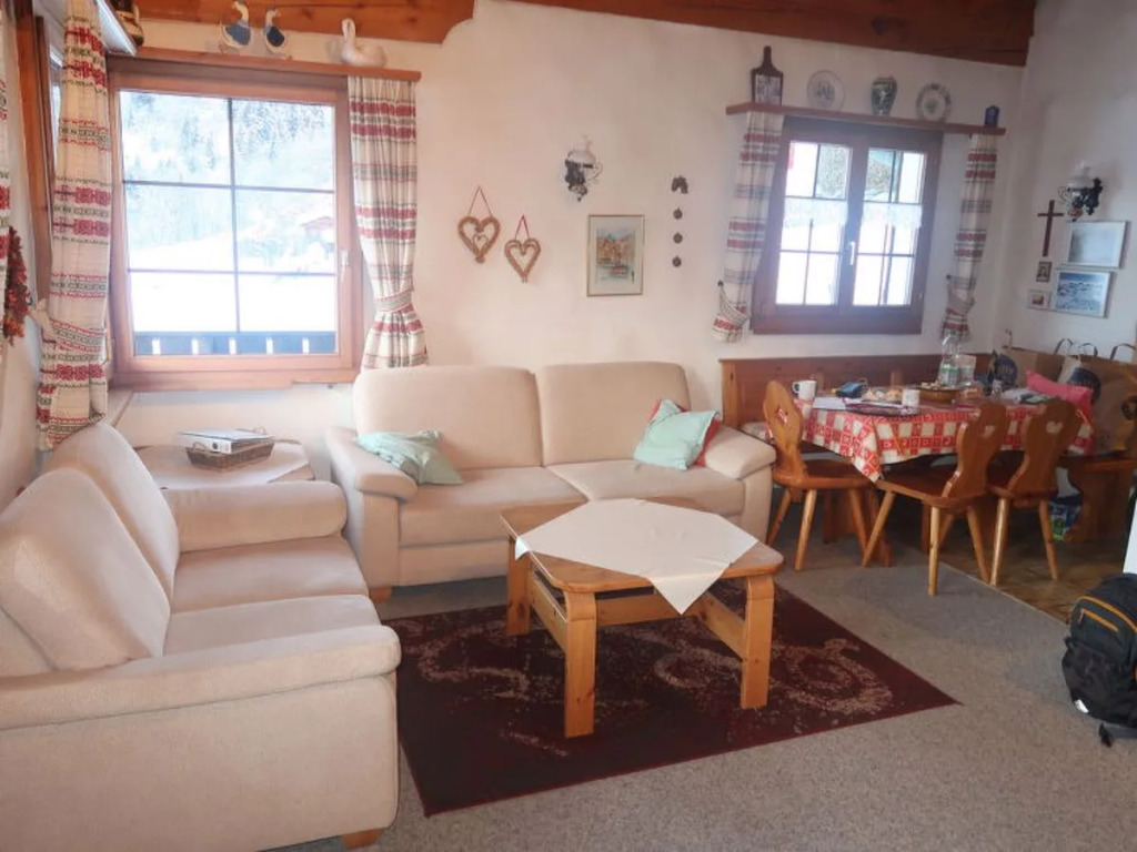 Muotta Sulegl. Wohnung Nr. 4 (LAA148)