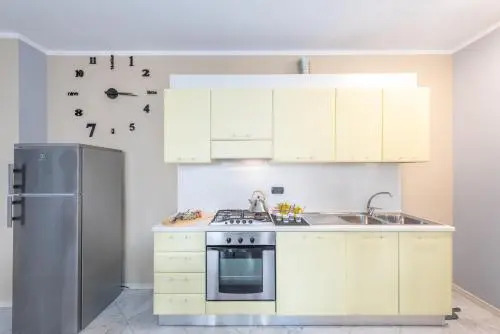 Il terrazzo e l'appartamento diVino