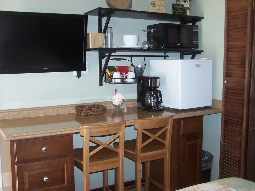 Blanco County Inn
